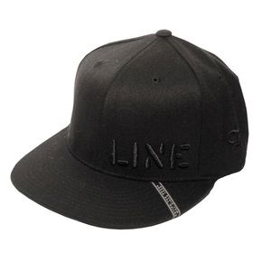 NWT LINE ELITE FLEXFIT MEN'S CAP BLACK L/XL